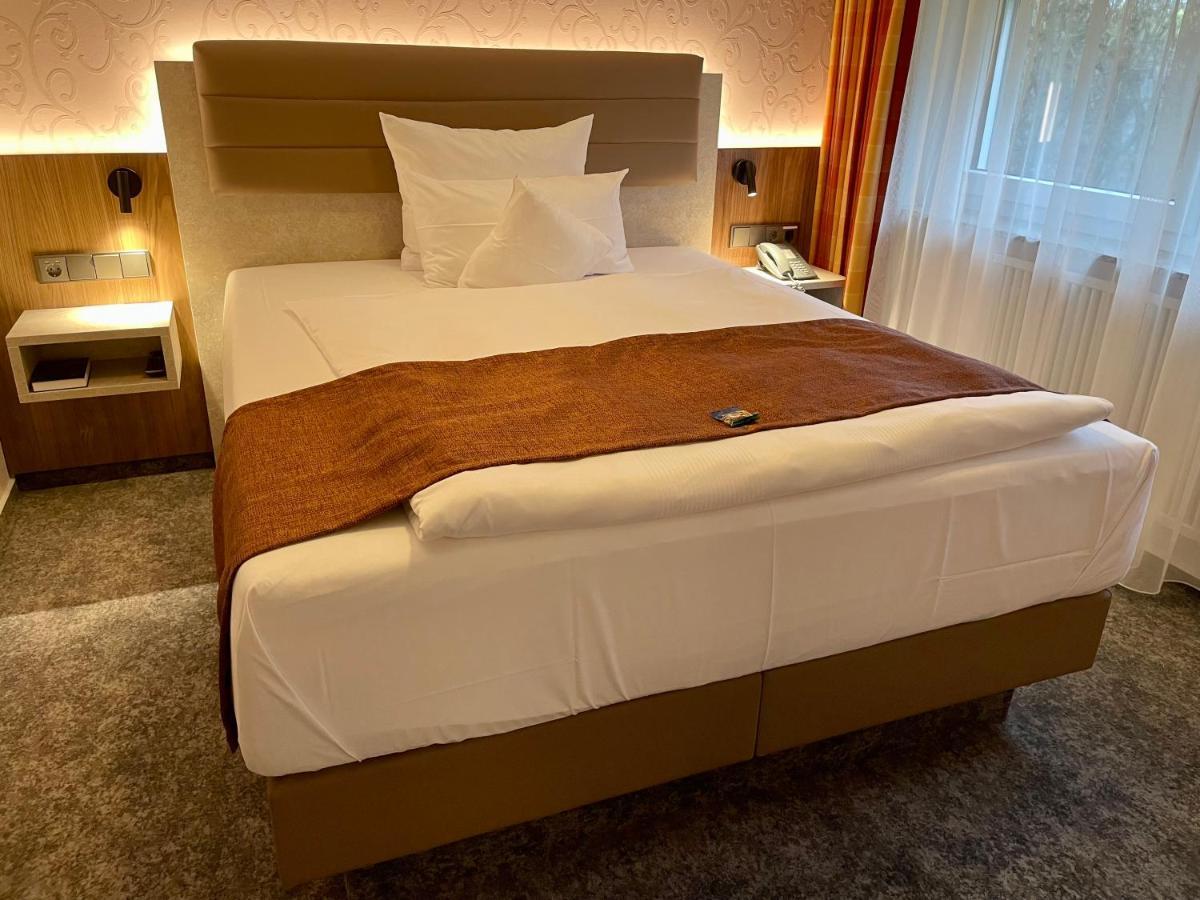 Hotel Merkur Landstuhl Eksteriør bilde