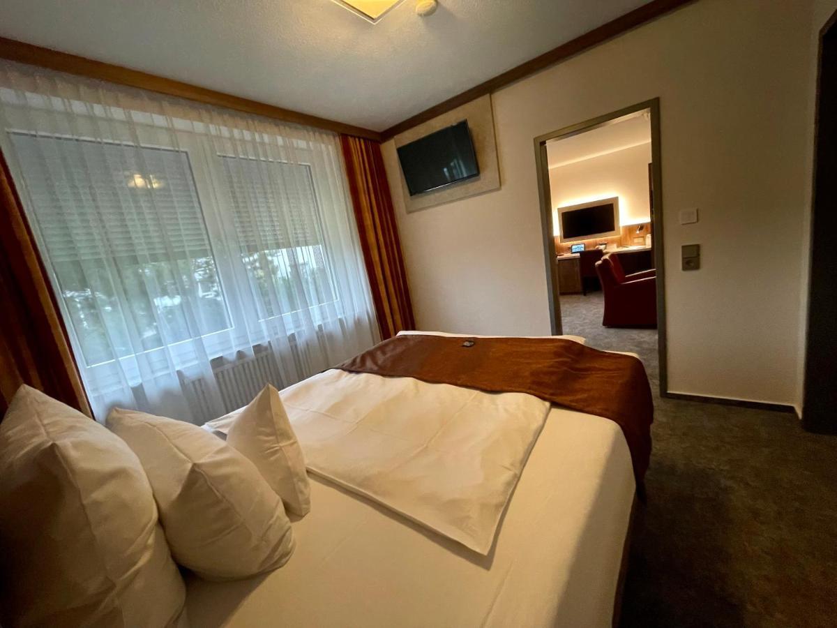 Hotel Merkur Landstuhl Eksteriør bilde