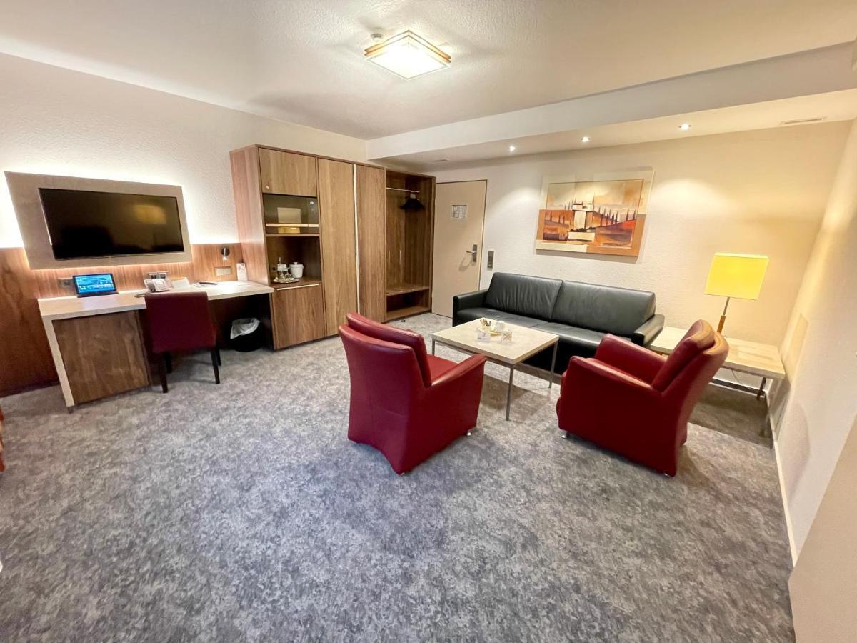 Hotel Merkur Landstuhl Eksteriør bilde