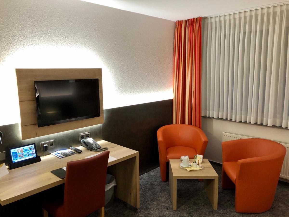 Hotel Merkur Landstuhl Eksteriør bilde